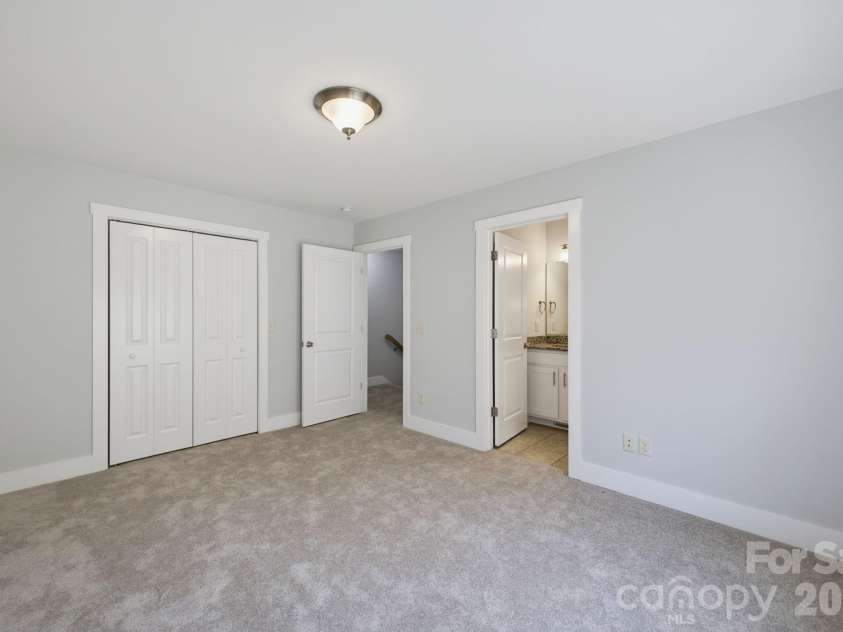25 Gratitude Drive, Asheville, NC 28806.  MLS# CAR4415732, YatesRealty ID 50826. 