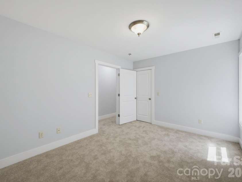 25 Gratitude Drive, Asheville, NC 28806.  MLS# CAR4415732, YatesRealty ID 50826. 