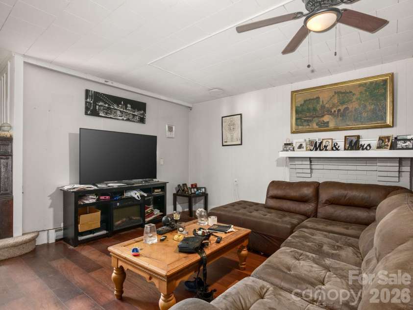 117 & 119 Spears Avenue, Asheville, NC 28801.  MLS# CAR4424401, YatesRealty ID 50827. 