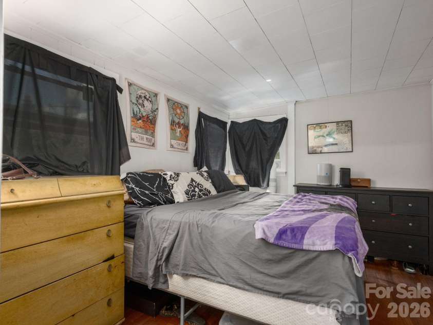 117 & 119 Spears Avenue, Asheville, NC 28801.  MLS# CAR4424401, YatesRealty ID 50827. 