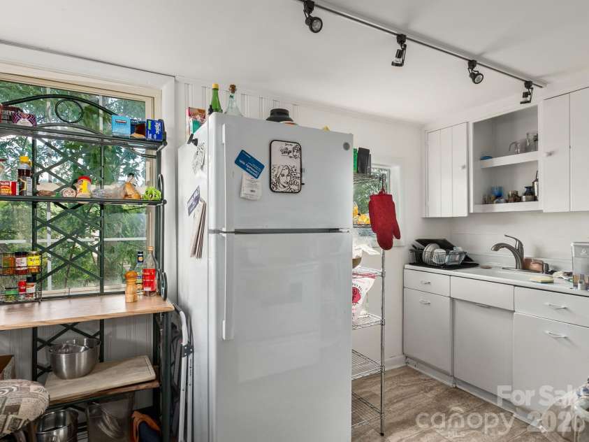 117 & 119 Spears Avenue, Asheville, NC 28801.  MLS# CAR4424401, YatesRealty ID 50827. 