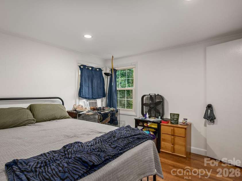 117 & 119 Spears Avenue, Asheville, NC 28801.  MLS# CAR4424401, YatesRealty ID 50827. 