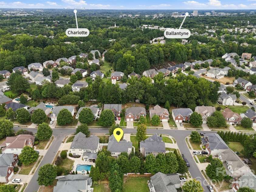 15110 Redwood Valley Lane, Charlotte, NC 28277.  MLS# CAR4424262, YatesRealty ID 50828. 