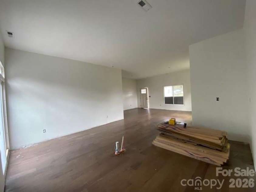 407 Ida Street, Gastonia, NC 28054.  MLS# CAR4424580, YatesRealty ID 50829. 
