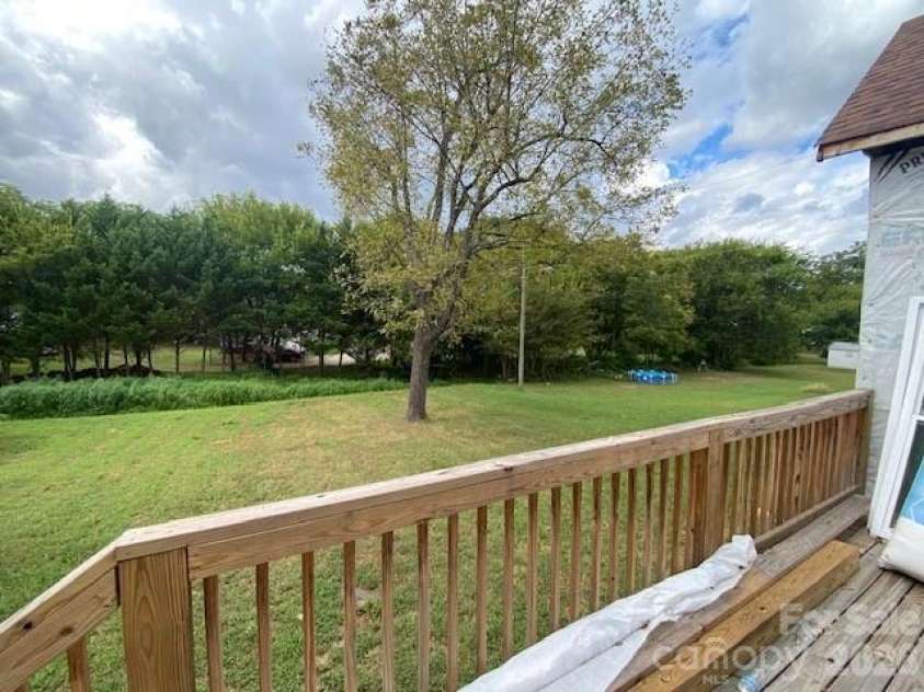 407 Ida Street, Gastonia, NC 28054.  MLS# CAR4424580, YatesRealty ID 50829. 