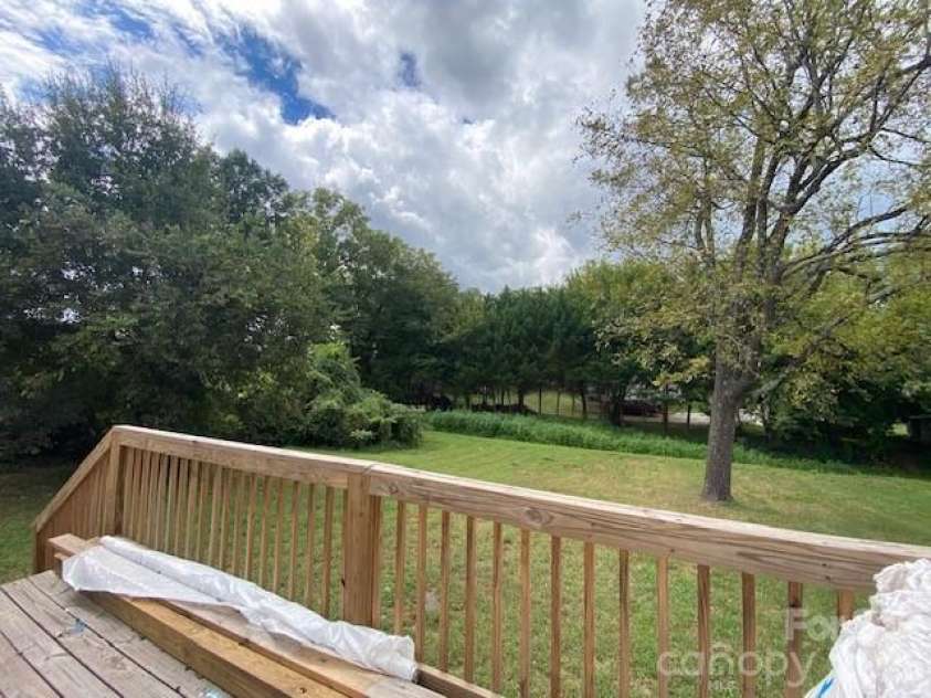 407 Ida Street, Gastonia, NC 28054.  MLS# CAR4424580, YatesRealty ID 50829. 