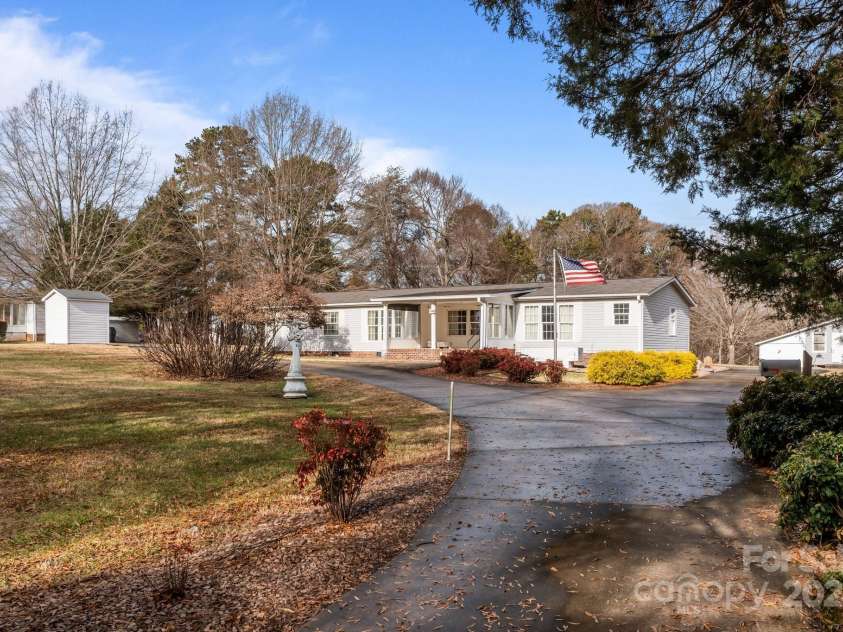 1540 Ridge Road, Salisbury, NC 28144.  MLS# CAR4208856, YatesRealty ID 5083. 