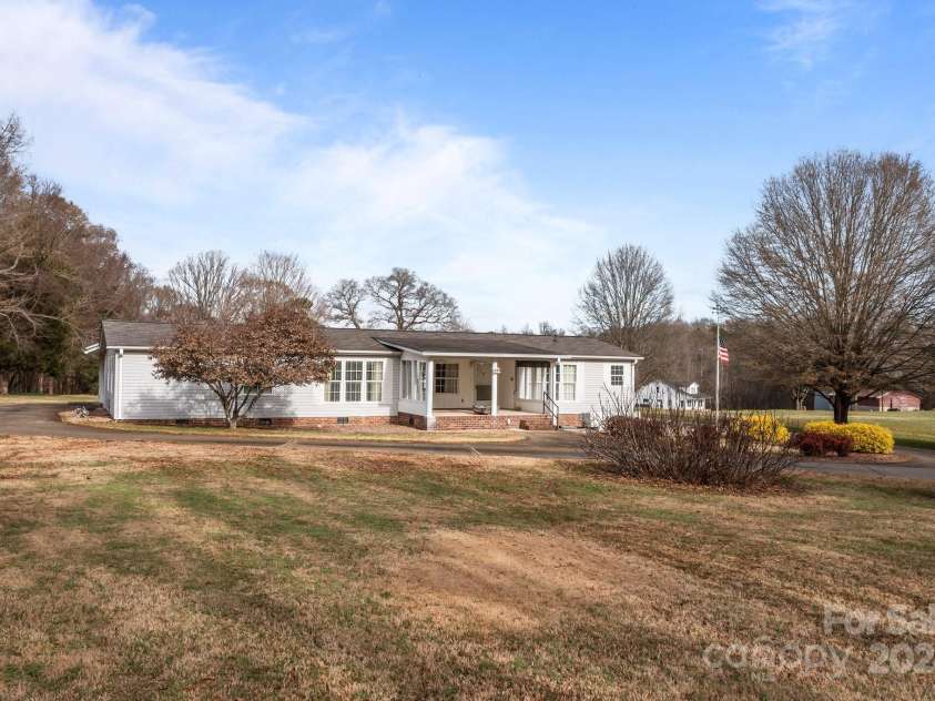 1540 Ridge Road, Salisbury, NC 28144.  MLS# CAR4208856, YatesRealty ID 5083. 