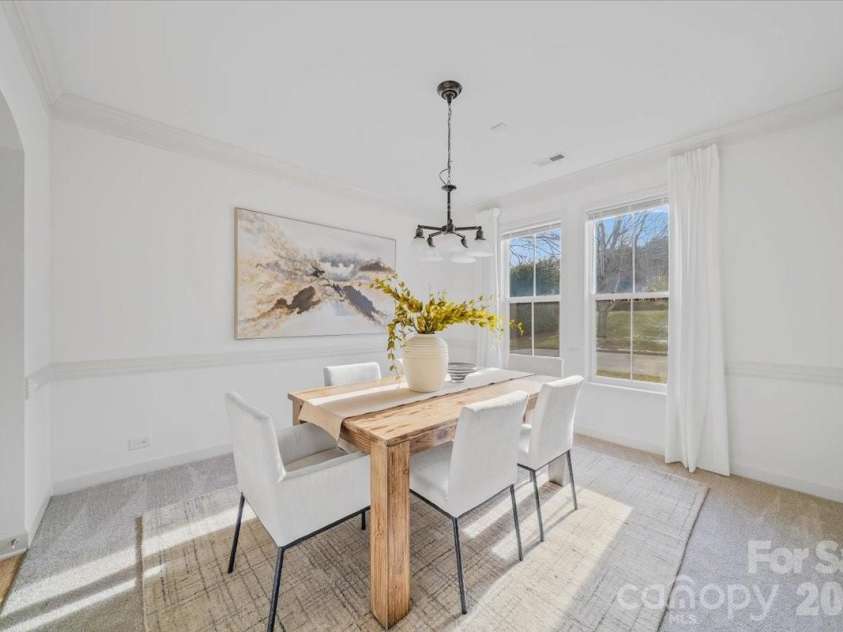 6521 Old Magnolia Lane, Mint Hill, NC 28227.  MLS# CAR4382015, YatesRealty ID 5083. Dining Room