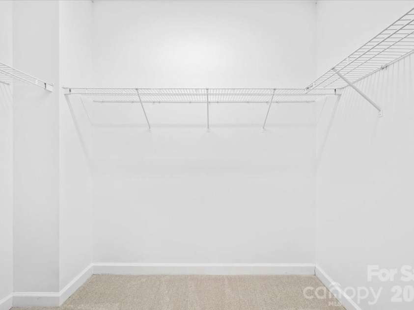 6521 Old Magnolia Lane, Mint Hill, NC 28227.  MLS# CAR4382015, YatesRealty ID 5083. Primary Closet