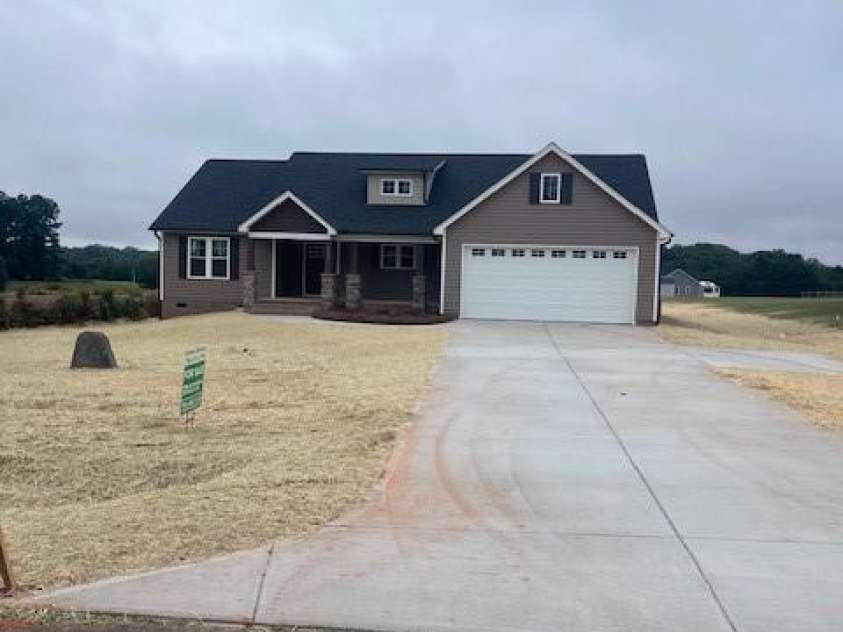 3155 Paul Elmore Road, Lincolnton, NC 28092.  MLS# CAR4424012, YatesRealty ID 50831. 