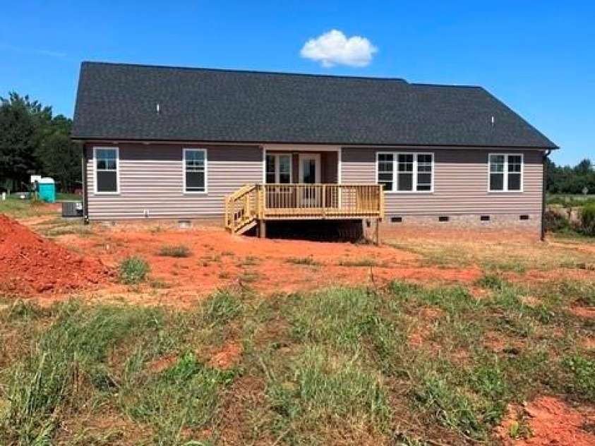 3155 Paul Elmore Road, Lincolnton, NC 28092.  MLS# CAR4424012, YatesRealty ID 50831. 