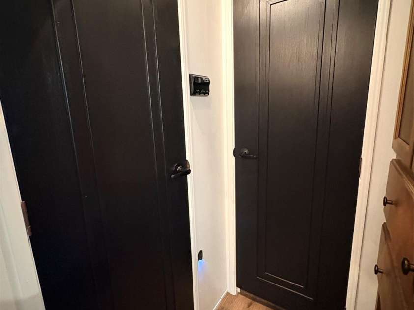 221 Grand View Drive, New London, NC 28127.  MLS# CAR4424419, YatesRealty ID 50833. Customized Doors