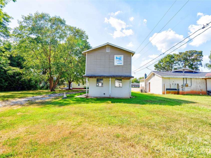 4538 Fallston Road, Fallston, NC 28150.  MLS# CAR4422755, YatesRealty ID 50839. Apartment