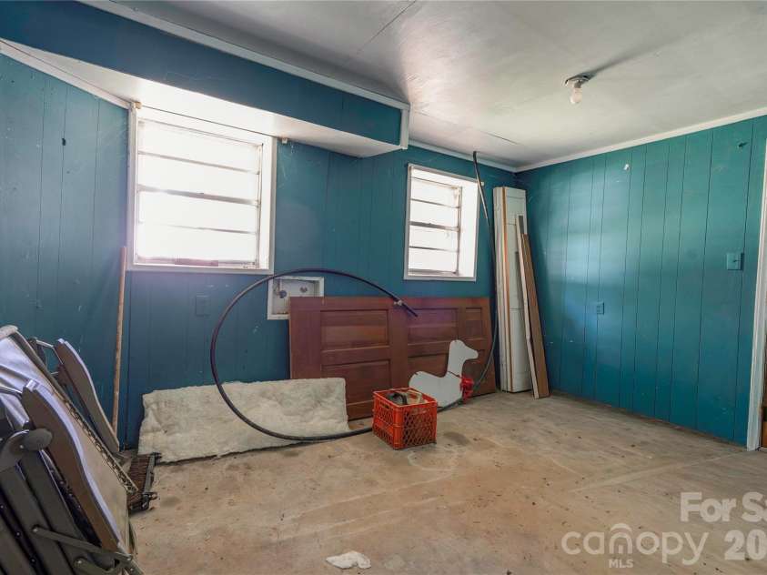 4538 Fallston Road, Fallston, NC 28150.  MLS# CAR4422755, YatesRealty ID 50839. Apartment Laundry Room