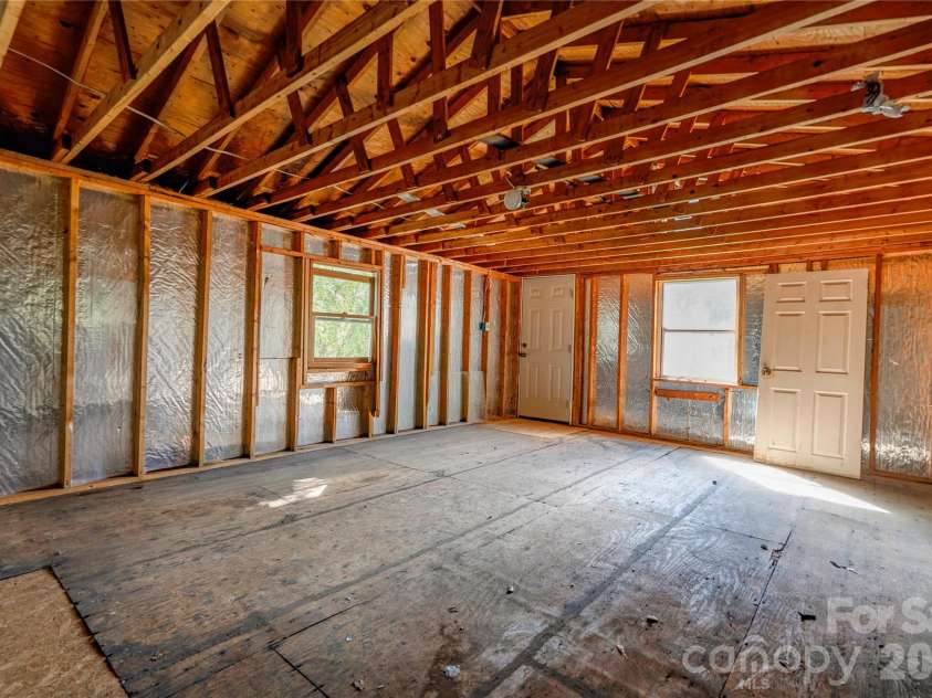4538 Fallston Road, Fallston, NC 28150.  MLS# CAR4422755, YatesRealty ID 50839. Apartment Upper Level - Unfinished