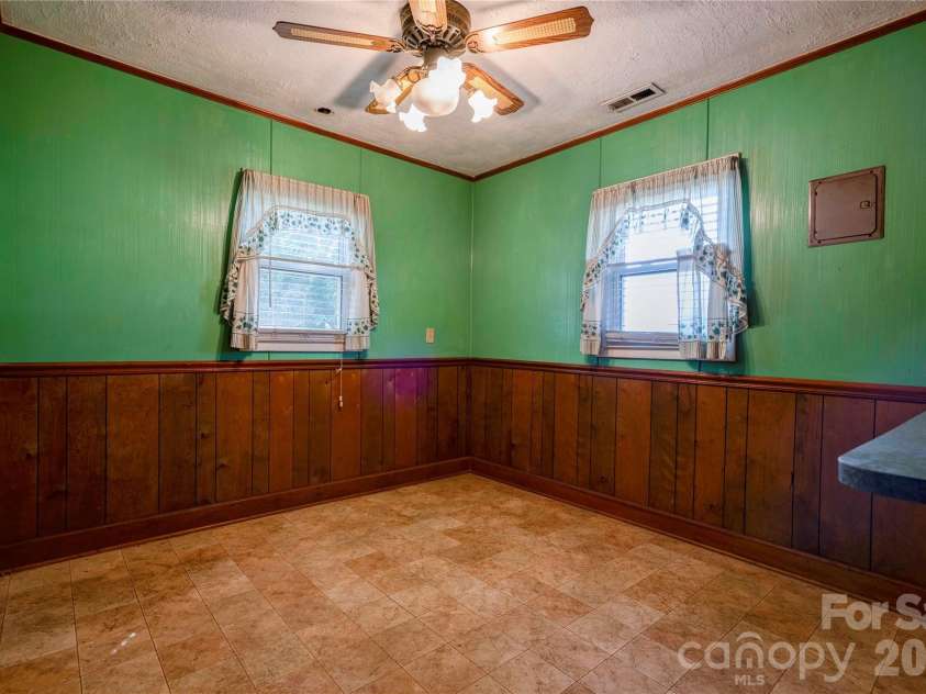 4538 Fallston Road, Fallston, NC 28150.  MLS# CAR4422755, YatesRealty ID 50839. House - Dining Room