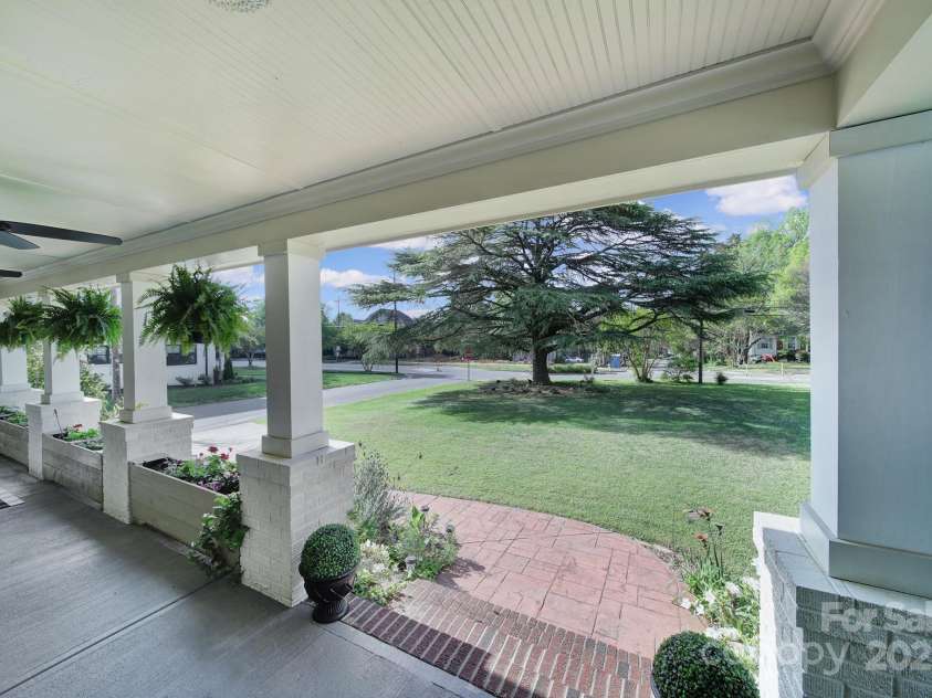 1841 Mecklenburg Avenue, Charlotte, NC 28205.  MLS# CAR4239048, YatesRealty ID 5084. 
