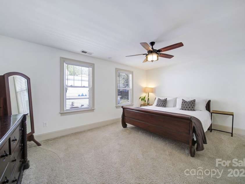 1841 Mecklenburg Avenue, Charlotte, NC 28205.  MLS# CAR4239048, YatesRealty ID 5084. Ensuite main level
