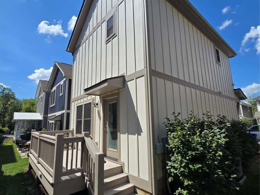 25 Wheeler Road, Weaverville, NC 28787.  MLS# CAR4424215, YatesRealty ID 50846. Back deck with steps