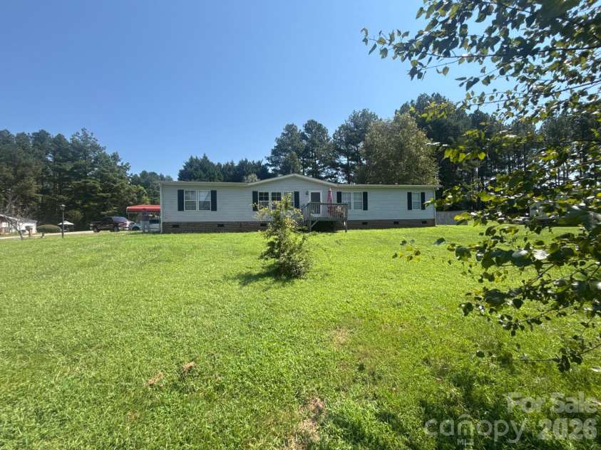 901 Grace Drive, Stanley, NC 28164.  MLS# CAR4424679, YatesRealty ID 50847. 