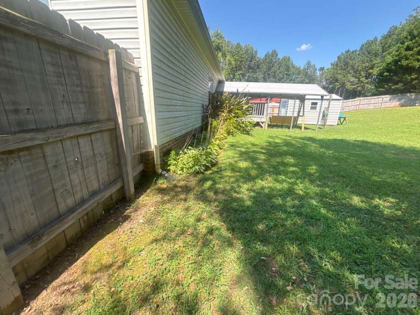 901 Grace Drive, Stanley, NC 28164.  MLS# CAR4424679, YatesRealty ID 50847. 
