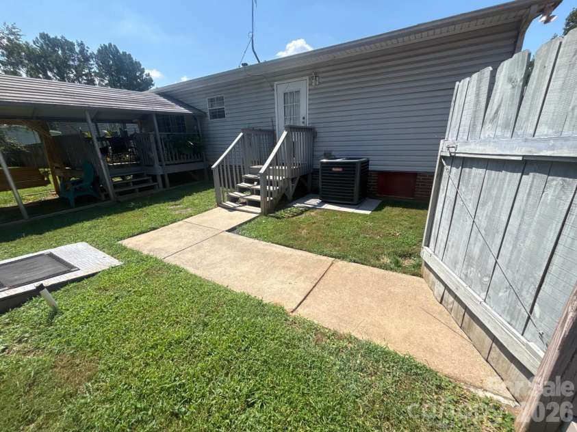 901 Grace Drive, Stanley, NC 28164.  MLS# CAR4424679, YatesRealty ID 50847. 