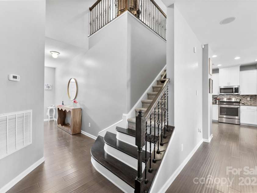 2446 Alyssa Lane, Charlotte, NC 28208.  MLS# CAR4238464, YatesRealty ID 5085. 
