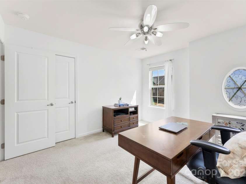 2446 Alyssa Lane, Charlotte, NC 28208.  MLS# CAR4238464, YatesRealty ID 5085. 