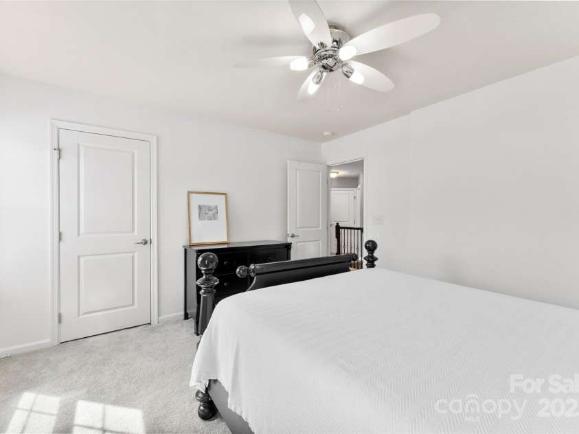 2446 Alyssa Lane, Charlotte, NC 28208.  MLS# CAR4238464, YatesRealty ID 5085. 