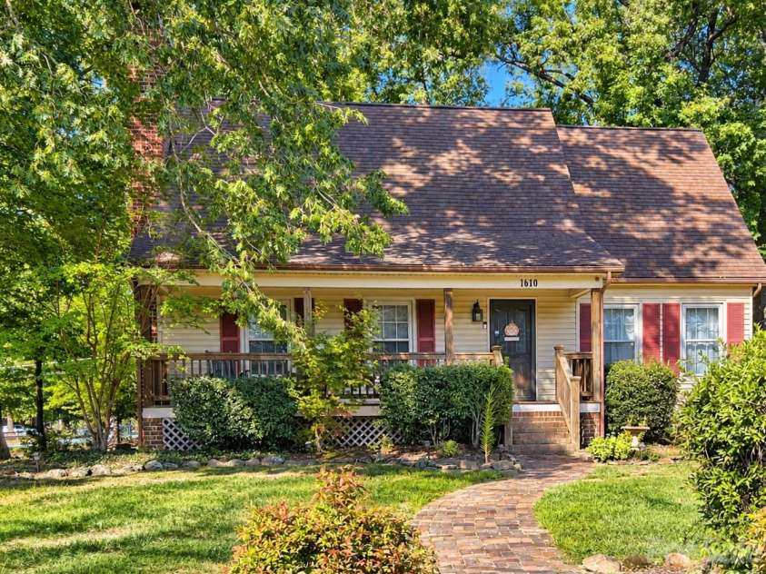 1610 Springhaven Circle, Albemarle, NC 28001.  MLS# CAR4424212, YatesRealty ID 50856. Front of home