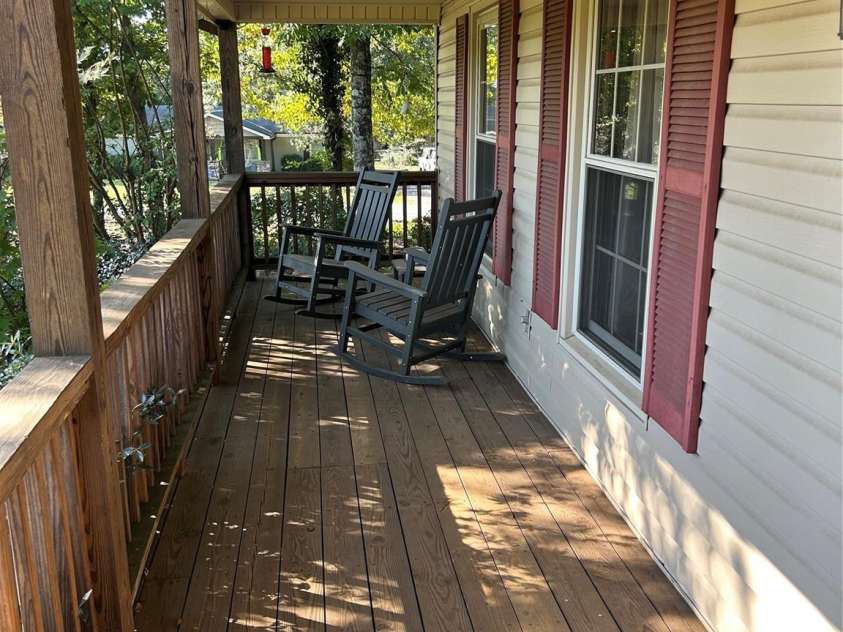 1610 Springhaven Circle, Albemarle, NC 28001.  MLS# CAR4424212, YatesRealty ID 50856. Front porch