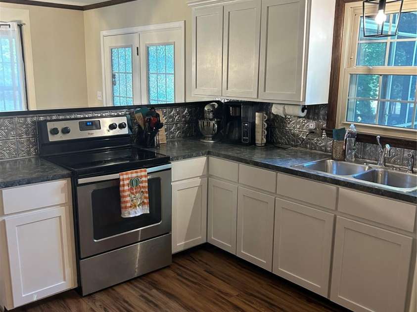 1610 Springhaven Circle, Albemarle, NC 28001.  MLS# CAR4424212, YatesRealty ID 50856. Kitchen
