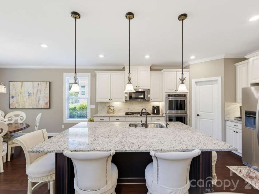 270 San Agustin Drive, Mooresville, NC 28117.  MLS# CAR4423681, YatesRealty ID 50864. 