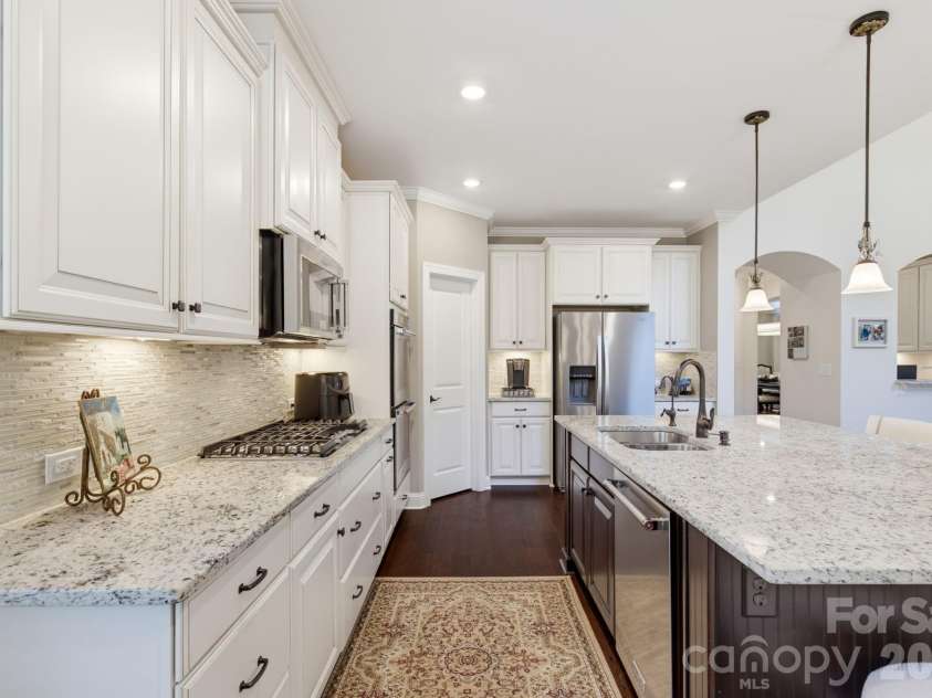 270 San Agustin Drive, Mooresville, NC 28117.  MLS# CAR4423681, YatesRealty ID 50864. 