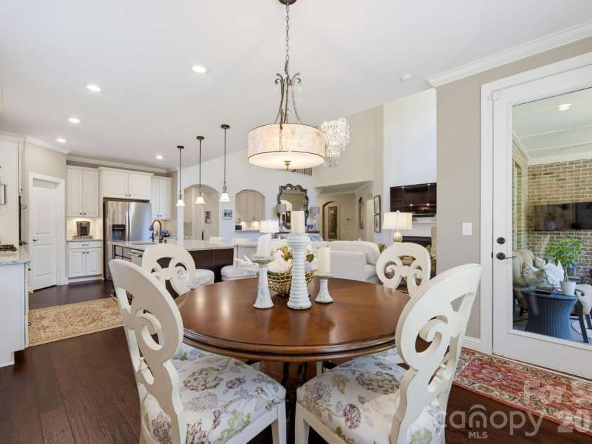 270 San Agustin Drive, Mooresville, NC 28117.  MLS# CAR4423681, YatesRealty ID 50864. 