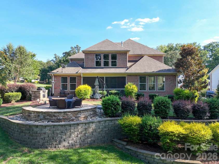 270 San Agustin Drive, Mooresville, NC 28117.  MLS# CAR4423681, YatesRealty ID 50864. 