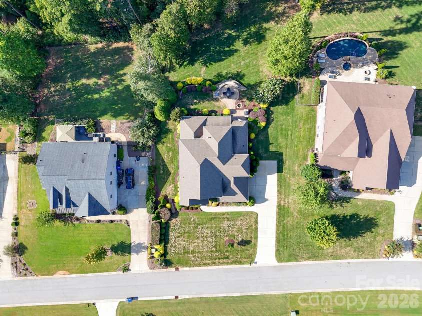 270 San Agustin Drive, Mooresville, NC 28117.  MLS# CAR4423681, YatesRealty ID 50864. 