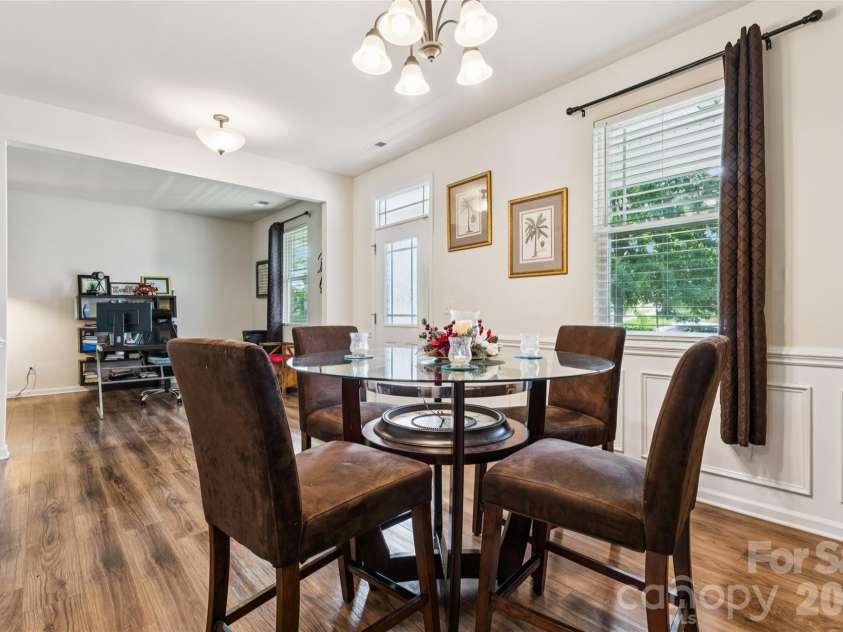 9002 Willowfield Drive, Charlotte, NC 28269.  MLS# CAR4424238, YatesRealty ID 50865. 