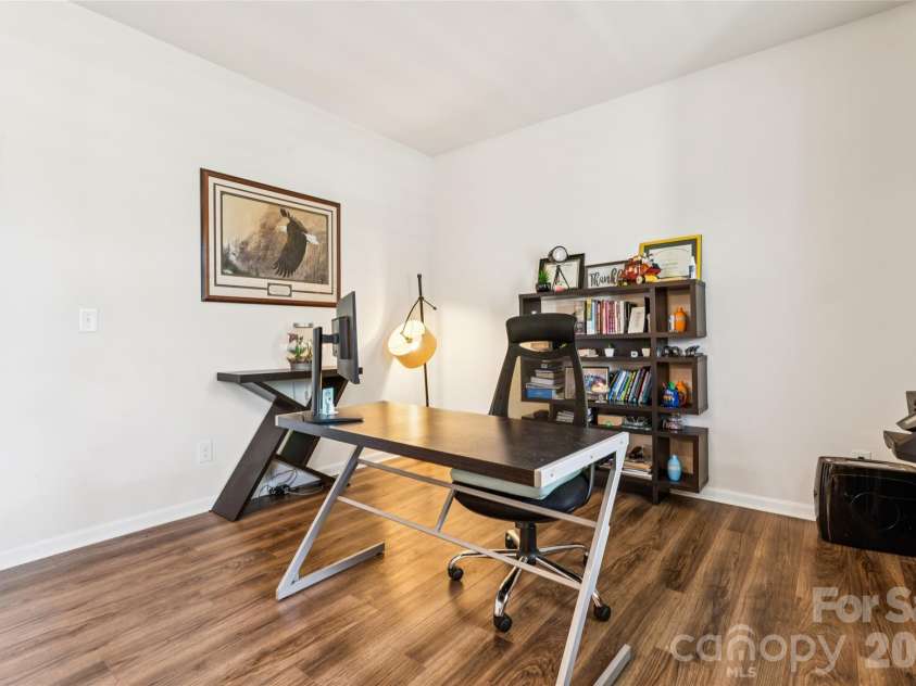 9002 Willowfield Drive, Charlotte, NC 28269.  MLS# CAR4424238, YatesRealty ID 50865. Office/ Bonus Space