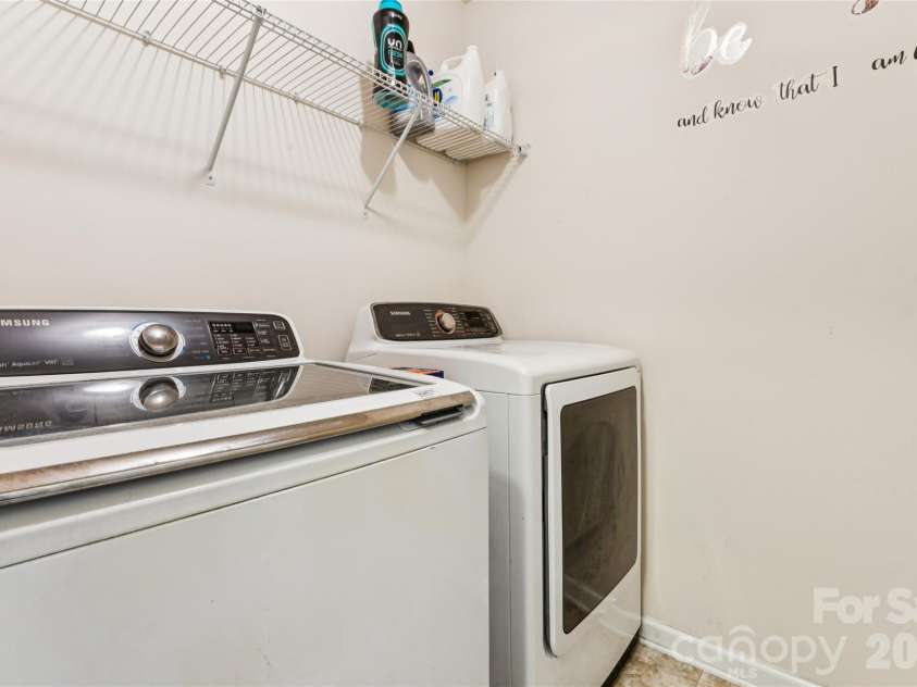 9002 Willowfield Drive, Charlotte, NC 28269.  MLS# CAR4424238, YatesRealty ID 50865. Upstairs Laundry