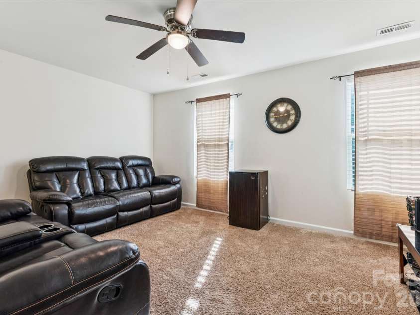 9002 Willowfield Drive, Charlotte, NC 28269.  MLS# CAR4424238, YatesRealty ID 50865. Upstairs Loft Area
