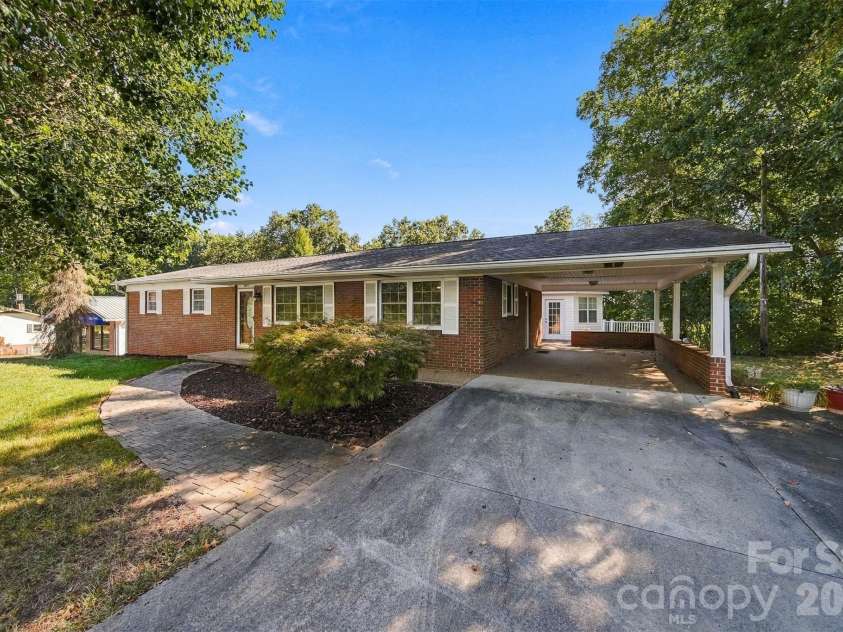 3070 Startown Road, Newton, NC 28658.  MLS# CAR4421474, YatesRealty ID 50866. 
