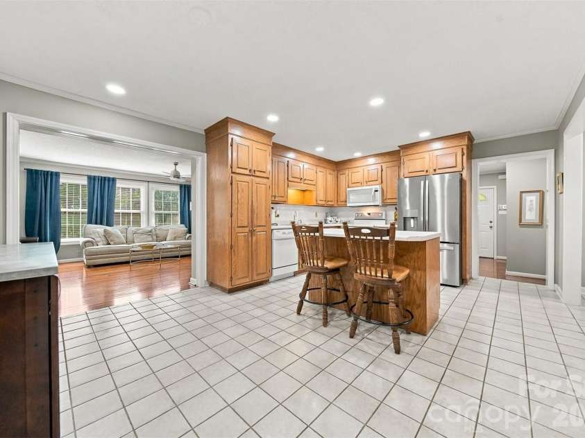 3070 Startown Road, Newton, NC 28658.  MLS# CAR4421474, YatesRealty ID 50866. 