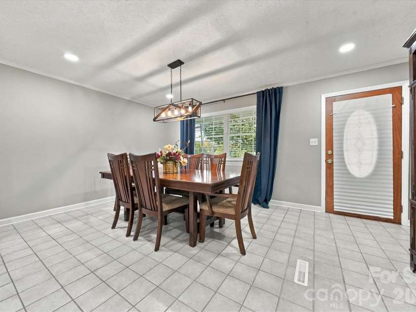 3070 Startown Road, Newton, NC 28658.  MLS# CAR4421474, YatesRealty ID 50866. 
