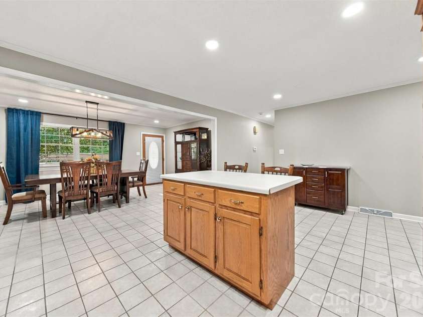 3070 Startown Road, Newton, NC 28658.  MLS# CAR4421474, YatesRealty ID 50866. 