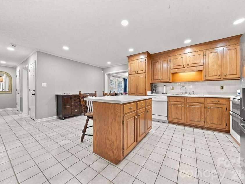 3070 Startown Road, Newton, NC 28658.  MLS# CAR4421474, YatesRealty ID 50866. 