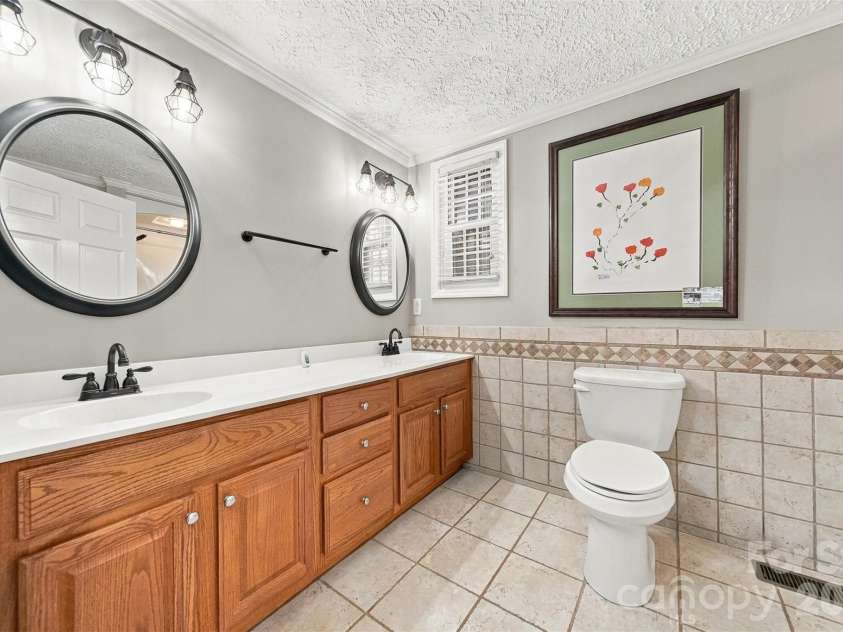 3070 Startown Road, Newton, NC 28658.  MLS# CAR4421474, YatesRealty ID 50866. 