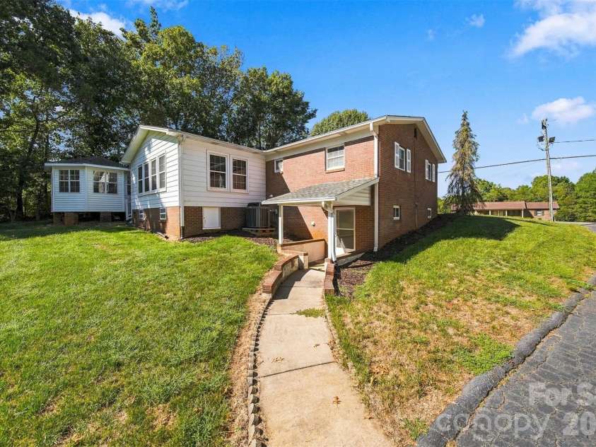 3070 Startown Road, Newton, NC 28658.  MLS# CAR4421474, YatesRealty ID 50866. 