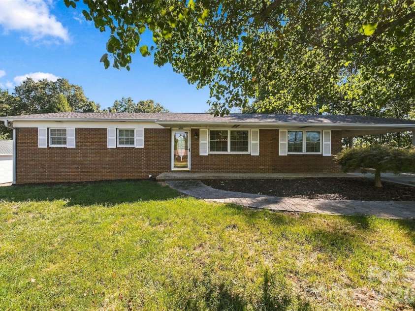 3070 Startown Road, Newton, NC 28658.  MLS# CAR4421474, YatesRealty ID 50866. 